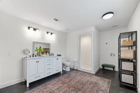 1808 Tabor Street Houston TX 77009