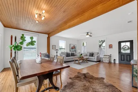 1808 Tabor Street Houston TX 77009