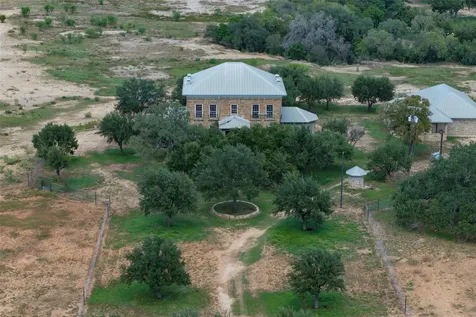 6887 Von Ormy Road Von Ormy TX 78073