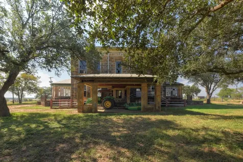 6887 Von Ormy Road Von Ormy TX 78073