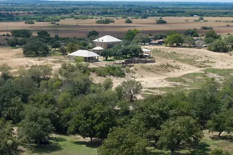 6887 Von Ormy Road Von Ormy TX 78073