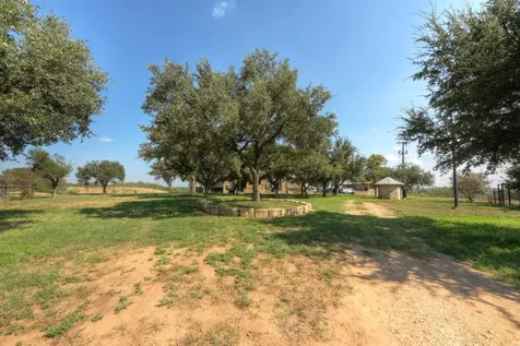 6887 Von Ormy Road Von Ormy TX 78073