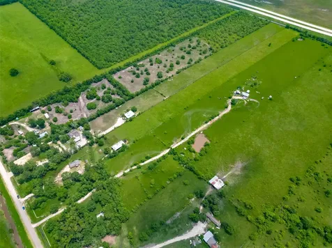 1031 County Road 491 Dayton TX 77535