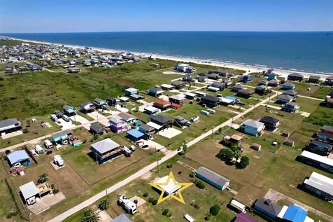 915 S Selwyn Road Crystal Beach TX 77650