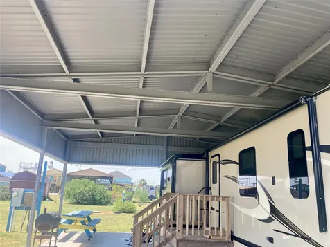 915 S Selwyn Road Crystal Beach TX 77650