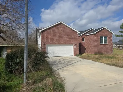 5211 Rue Street Houston TX 77033