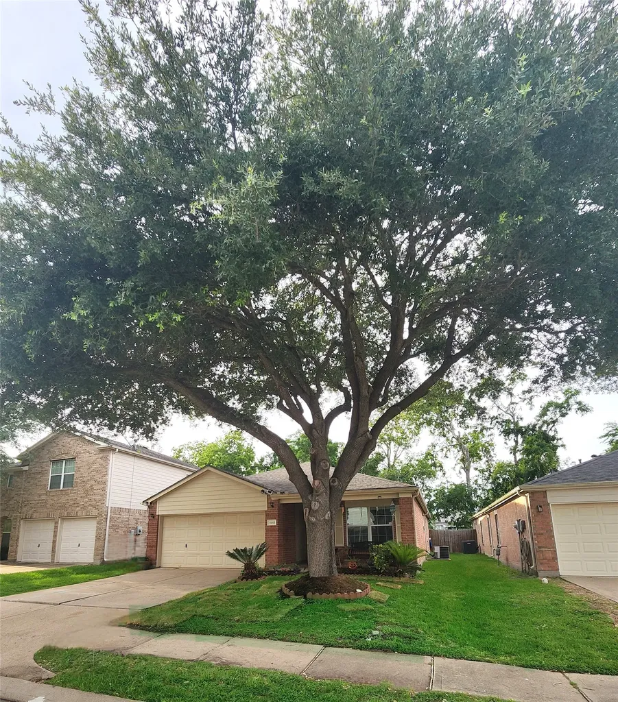 15006 Sugarhollow Drive Sugar Land TX 77498