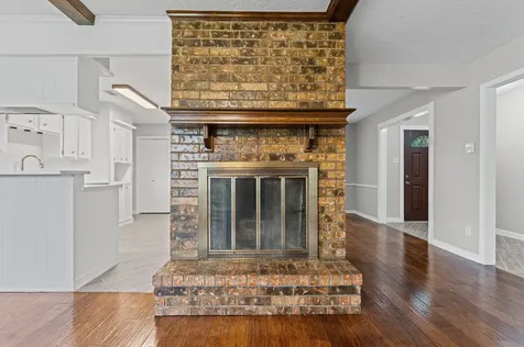 4205 Queenswood Street Baytown TX 77521