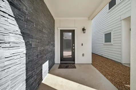 2010 Saint Charles Street Houston TX 77003