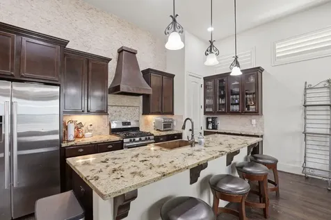 1009 W 24th Street A Houston TX 77008