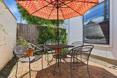 1009 W 24th Street A Houston TX 77008