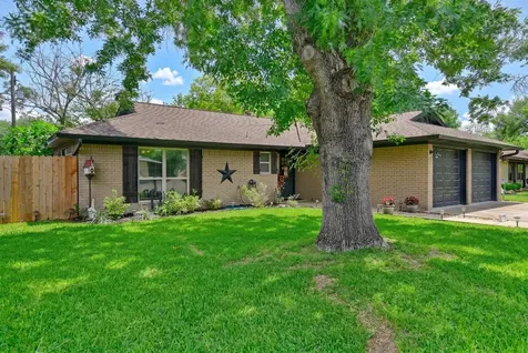 908 Pine Drive Caldwell TX 77836