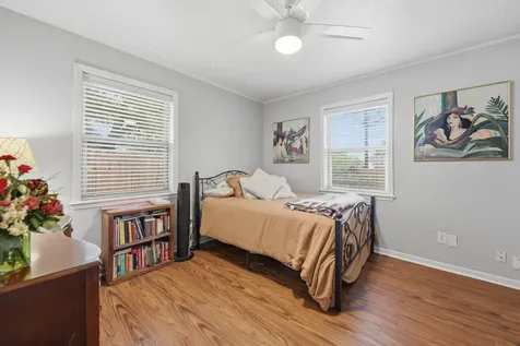 908 Pine Drive Caldwell TX 77836