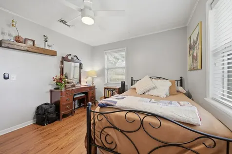 908 Pine Drive Caldwell TX 77836