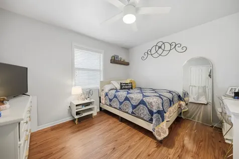 908 Pine Drive Caldwell TX 77836