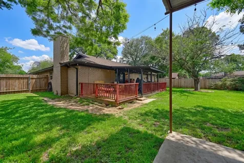 908 Pine Drive Caldwell TX 77836
