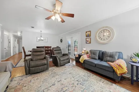 908 Pine Drive Caldwell TX 77836