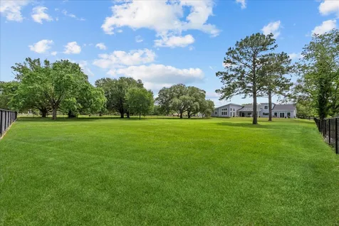 7627 Scott Avenue Manvel TX 77578