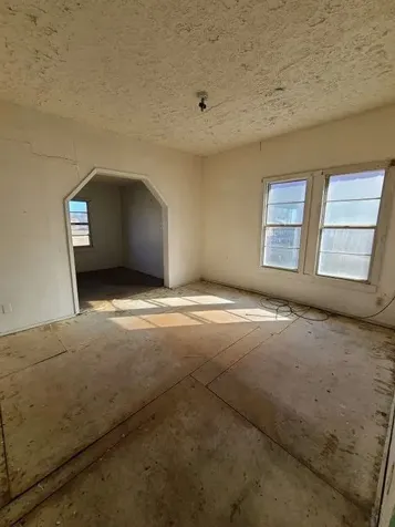 306 E Ida Avenue Electra TX 76360