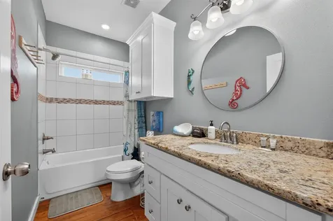 18607 Warrior Road Galveston TX 77554