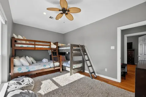 18607 Warrior Road Galveston TX 77554