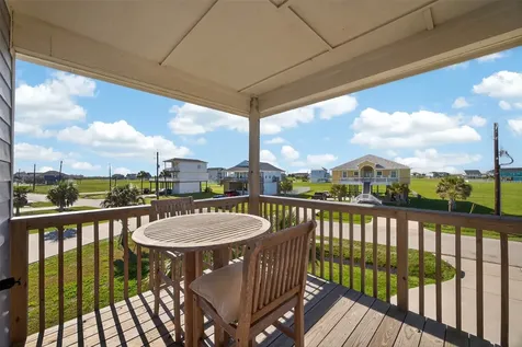 18607 Warrior Road Galveston TX 77554