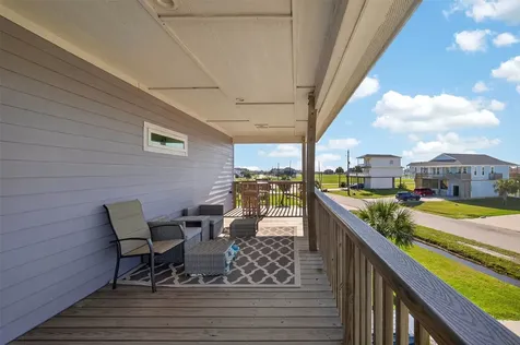 18607 Warrior Road Galveston TX 77554