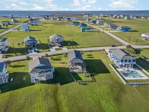 18607 Warrior Road Galveston TX 77554