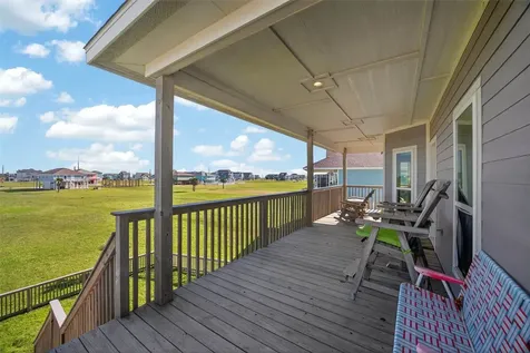 18607 Warrior Road Galveston TX 77554