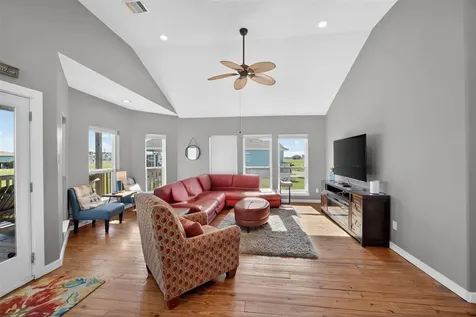 18607 Warrior Road Galveston TX 77554