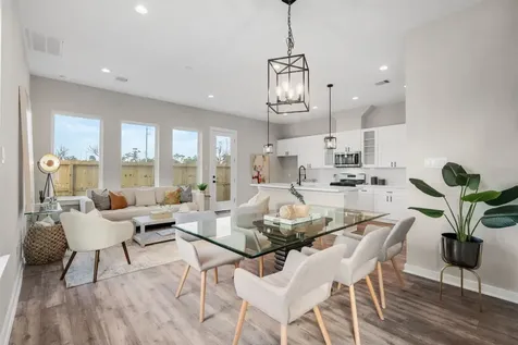 5923 Wheatley Street Houston TX 77091
