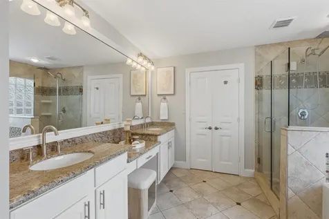 9523 Bayou Lake Lane Houston TX 77040