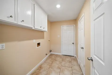 10326 Greencreek Drive Houston TX 77070