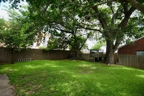 3019 Country Club Boulevard Sugar Land TX 77478