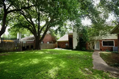 3019 Country Club Boulevard Sugar Land TX 77478