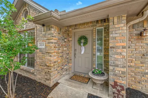 1014 Bougainvillea Street College Station TX 77845