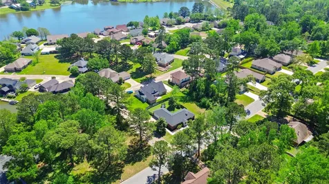 1452 River Oaks Drive Huntsville TX 77340