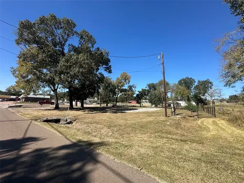 1042 W Commerce Street Buffalo TX 75831