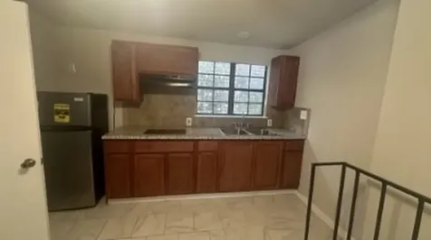 425 Hawthorne Street 12 Houston TX 77006