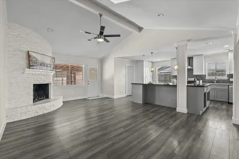 15514 Diana Lane Houston TX 77062