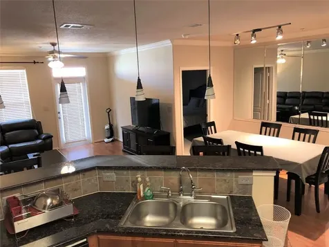 1711 Old Spanish Trail 347 Houston TX 77054
