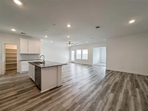 8706 Marlow Drive Texas City TX 77591