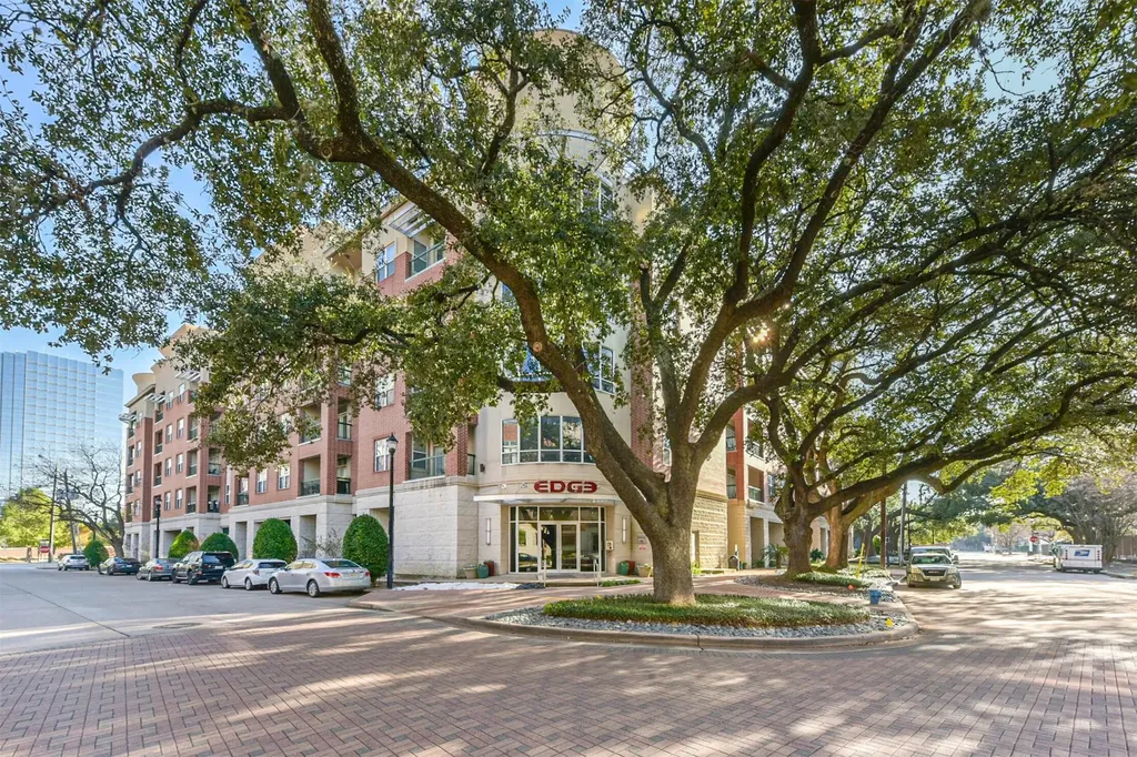 300 St Joseph Parkway 103 Houston TX 77002