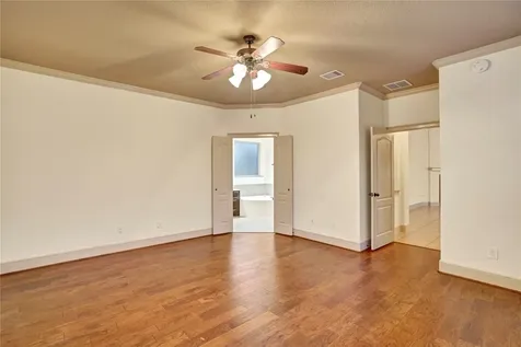 10 Tallgrass Way Spring TX 77389