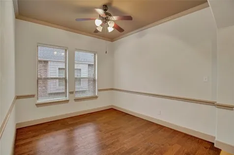 10 Tallgrass Way Spring TX 77389