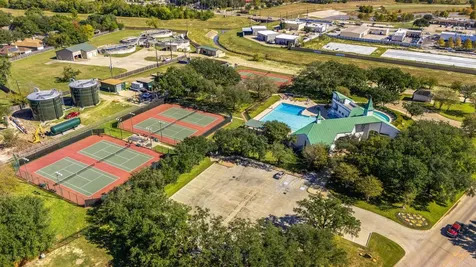 9907 Gold Cup Way Houston TX 77065