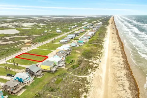 2442-6 Bluewater Highway Surfside Beach TX 77541