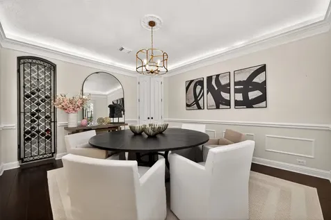 15 Veilwood Circle The Woodlands TX 77382