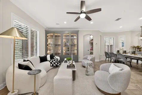 15 Veilwood Circle The Woodlands TX 77382