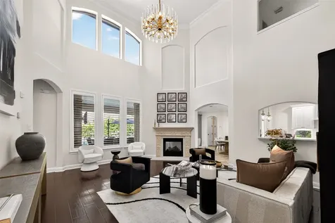 15 Veilwood Circle The Woodlands TX 77382